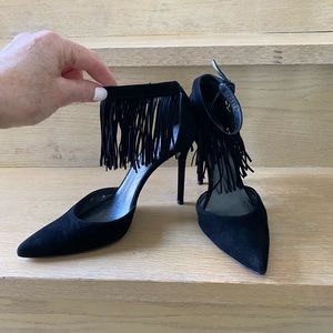 Stuart Weitzman Heels, in black,size 8 .Pre owned.